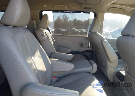 2011 Toyota Sienna Xle V6 from USA, damaged, VIN 5TDYK3DC4BS152950